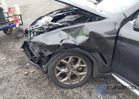 2022 BMW X3 xDrive30I z USA, uszkodzony, nr VIN 5UX53DP0XN9J20450